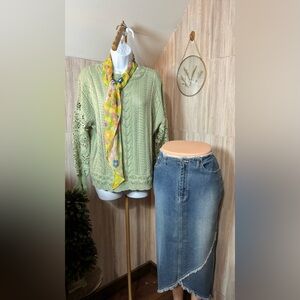 Dokotoo Light Green Open-Knit Crew Sweater NWT